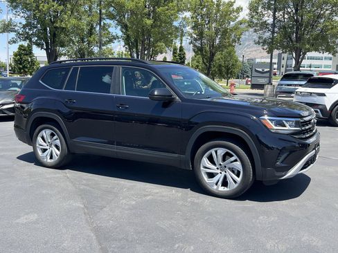 Used 2023 Volkswagen Atlas SE w/ Panoramic Sunroof Package AWD/4WD image 5
