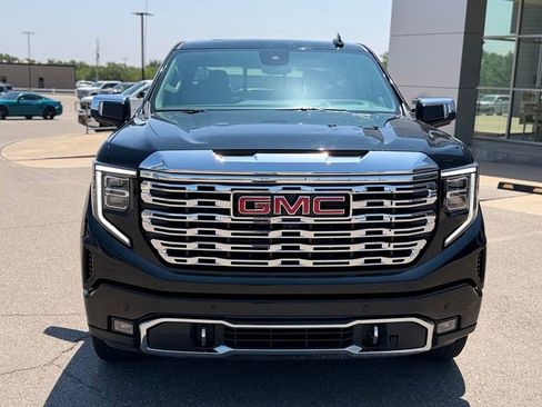 Used 2024 GMC Sierra 1500 Denali w/ Denali Reserve Package AWD/4WD image 5