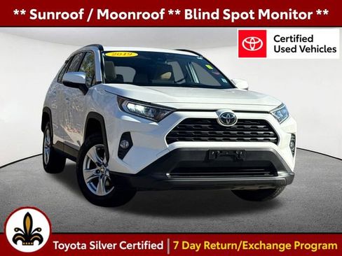 Used 2019 Toyota RAV4 XLE w/ Convenience Package image 1