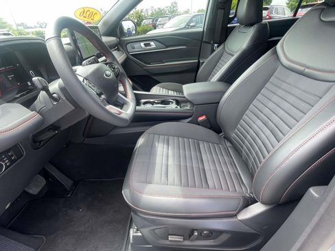 Used 2026 Ford Explorer ST-Line RWD image 16