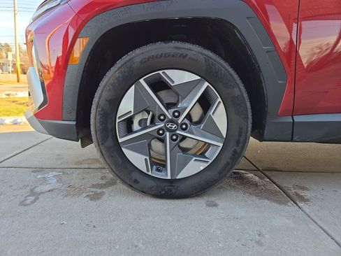 Certified 2025 Hyundai Tucson SEL image 11