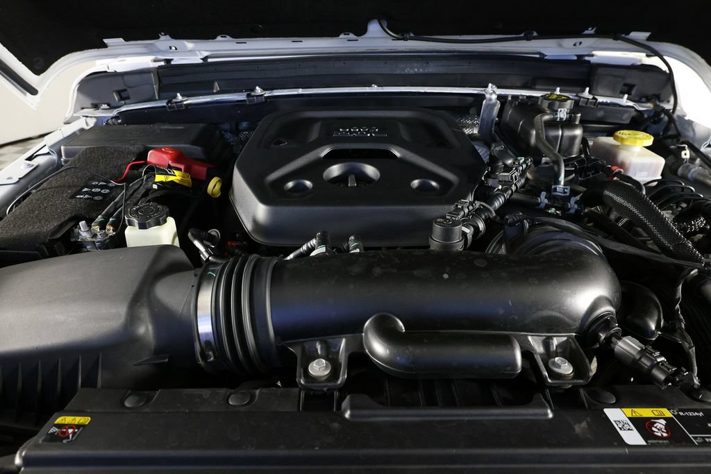 Used 2024 Jeep Wrangler Unlimited Sport AWD/4WD image 36