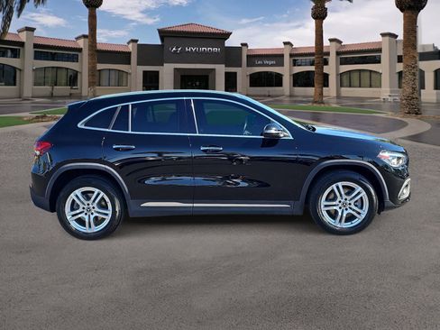 Used 2021 Mercedes-Benz GLA 250 4MATIC image 9
