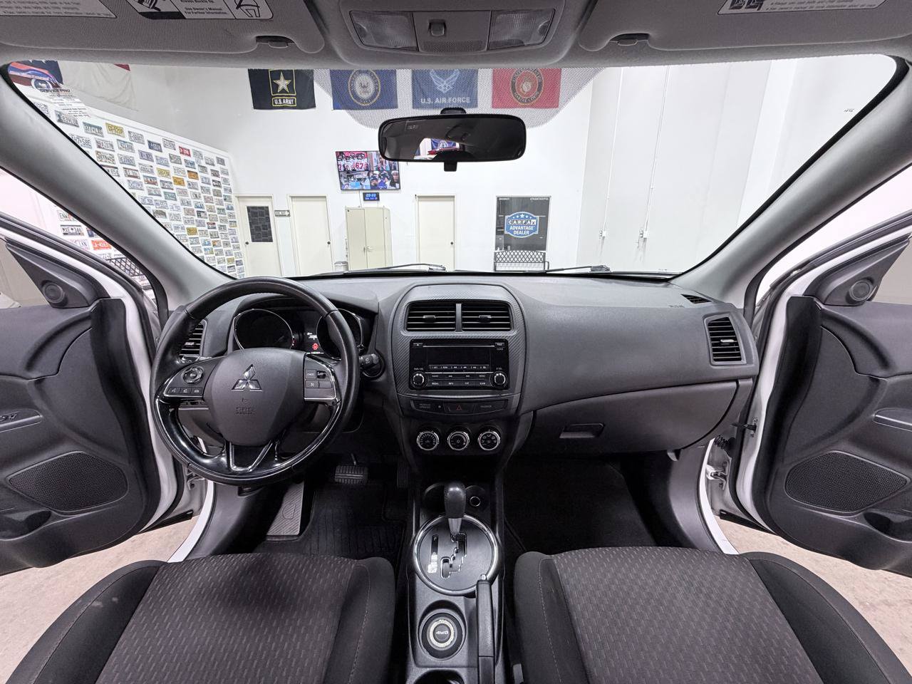 Used 2017 Mitsubishi Outlander Sport ES AWD/4WD image 29