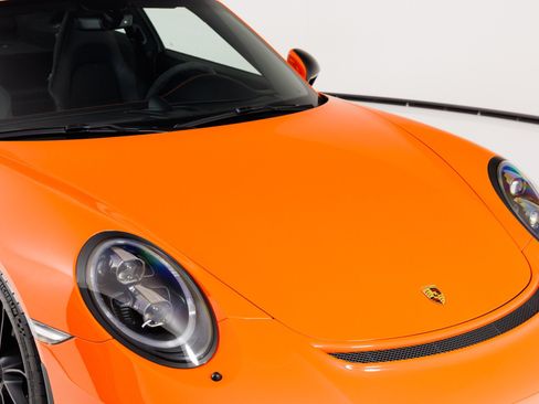 Used 2018 Porsche 911 GT3 RWD image 56