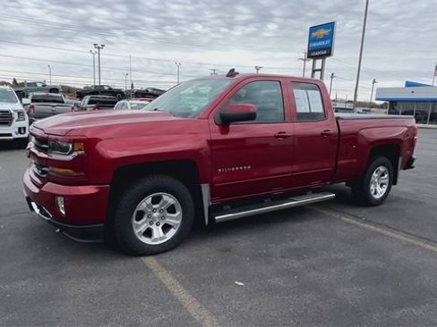 Used 2018 Chevrolet Silverado 1500 LT w/ LPO, Street Package image 4