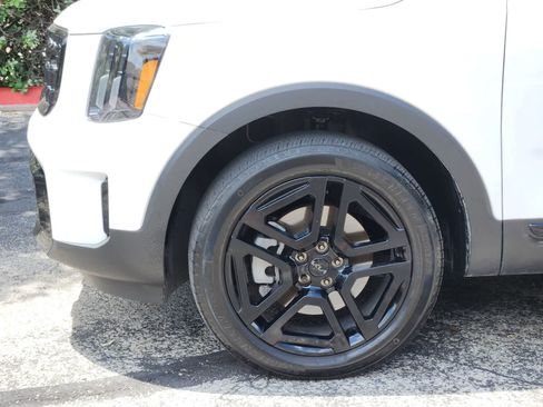 Certified 2025 Kia Telluride SX X-Line AWD/4WD image 8