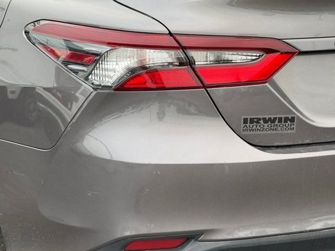 Used 2021 Toyota Camry LE AWD/4WD image 30