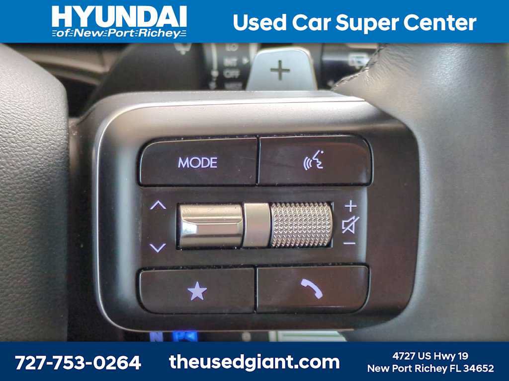 Used 2025 Hyundai Santa Fe XRT AWD/4WD image 31