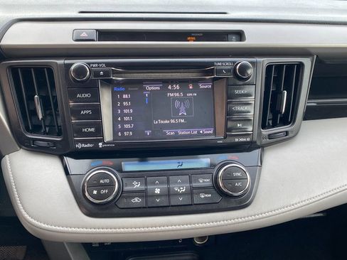 Used 2016 Toyota RAV4 XLE image 23