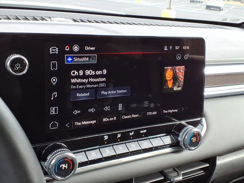 Used 2024 GMC Canyon Elevation w/ Convenience Package image 9