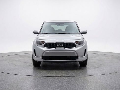 Used 2025 Kia Soul LX w/ LX Technology Package image 1