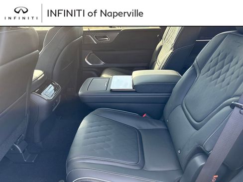 New 2026 INFINITI QX80 Autograph w/ Premium Cargo Package image 25