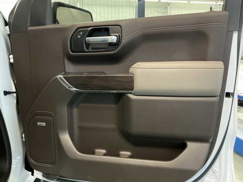 Used 2020 GMC Sierra 1500 SLT w/ SLT Premium Plus Package image 27