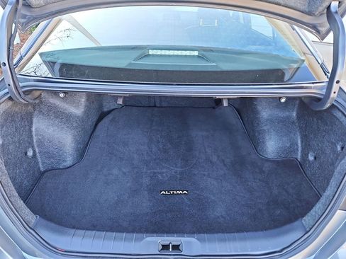 Used 2025 Nissan Altima 2.5 SV image 27