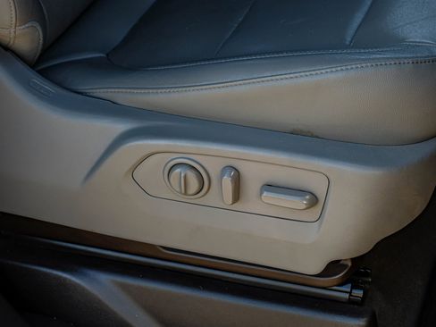 Used 2019 Chevrolet Silverado 1500 LTZ w/ LTZ Texas Edition image 39