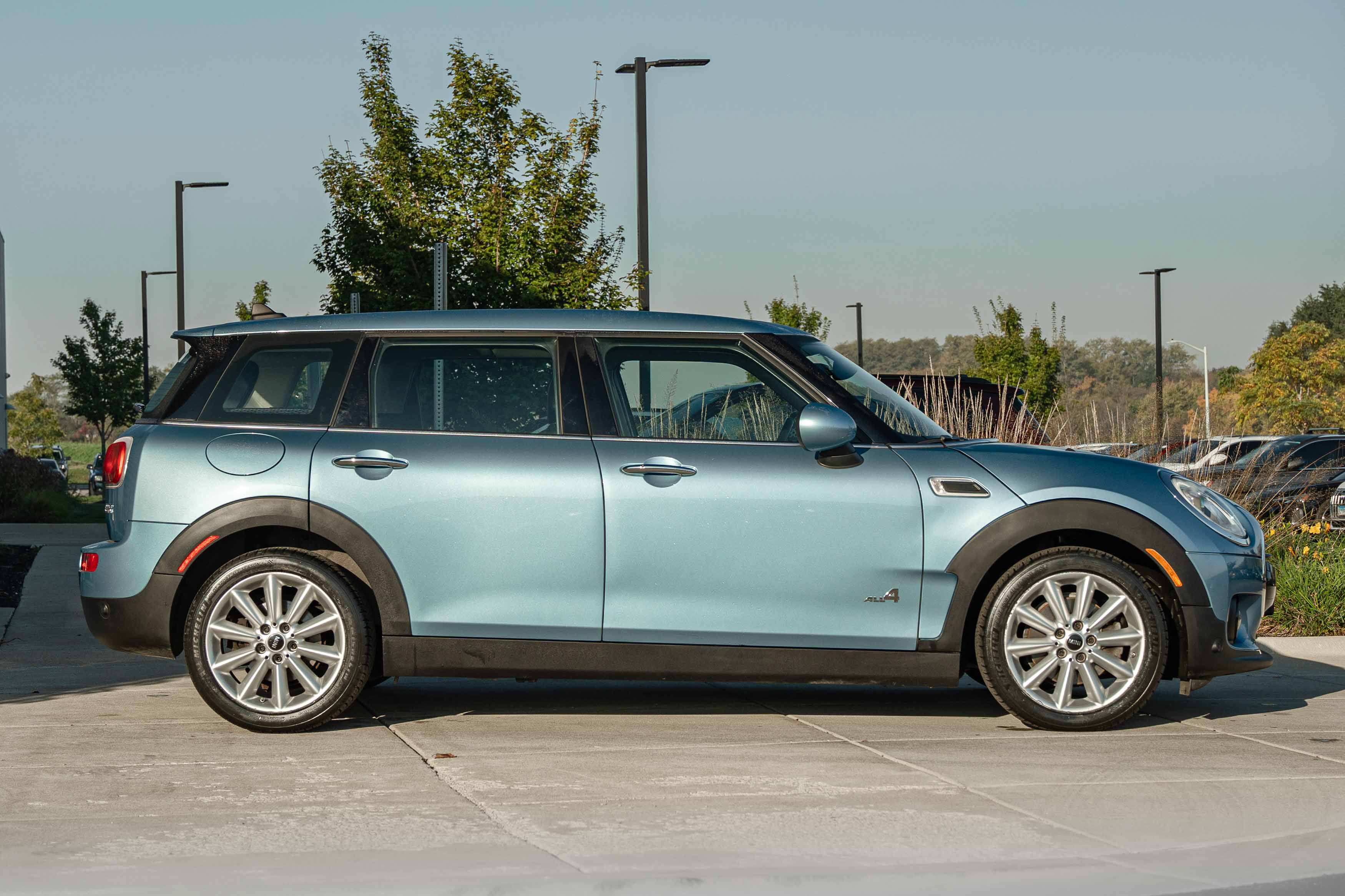 Used 2017 MINI Cooper Clubman ALL4 AWD/4WD image 3