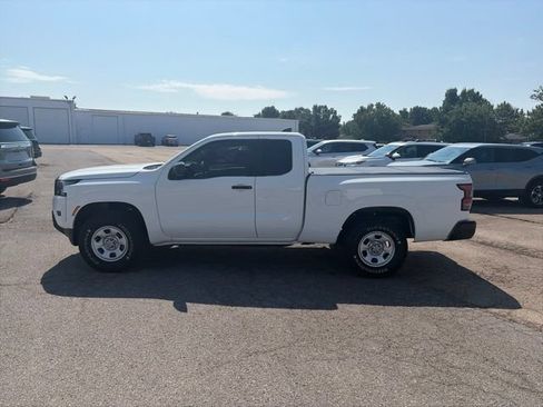 Used 2024 Nissan Frontier S w/ Technology Package AWD/4WD image 3