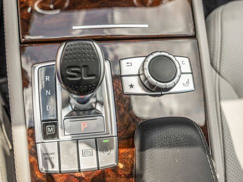 Used 2017 Mercedes-Benz SL 550 image 57