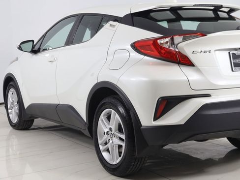 Used 2021 Toyota C-HR LE image 22