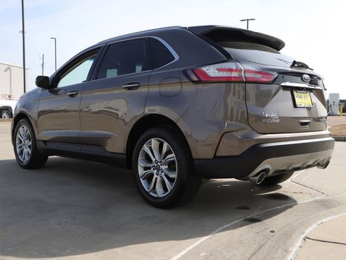 Used 2019 Ford Edge Titanium w/ Cargo Accessory Package image 31