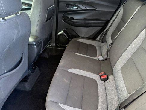 Used 2023 Chevrolet TrailBlazer LT w/ Convenience Package image 17