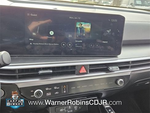 Used 2025 Kia Sorento EX image 23