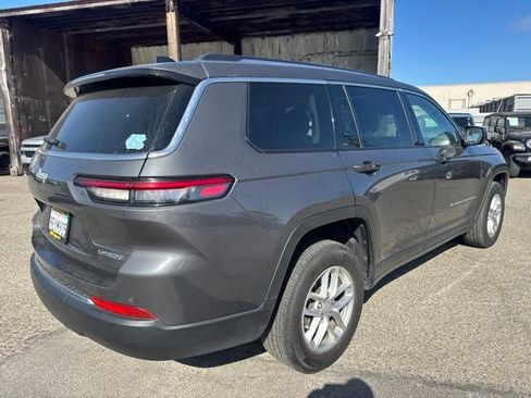Used 2023 Jeep Grand Cherokee L Laredo w/ Luxury Tech Group I RWD image 5