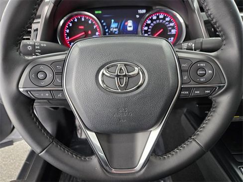Used 2020 Toyota Camry XSE image 21
