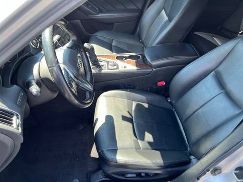 Used 2018 INFINITI Q50 Luxe w/ Essential Package (3.0T Luxe) AWD/4WD image 19
