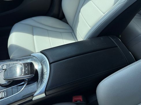 Used 2015 Mercedes-Benz C 300 Sedan image 14