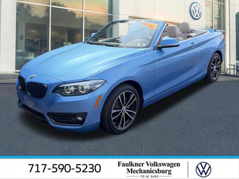 Used 2020 BMW 230i Convertible RWD image 1