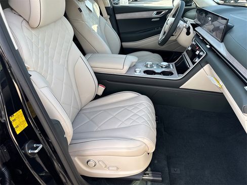 New 2026 Genesis GV80 3.5T Prestige image 13