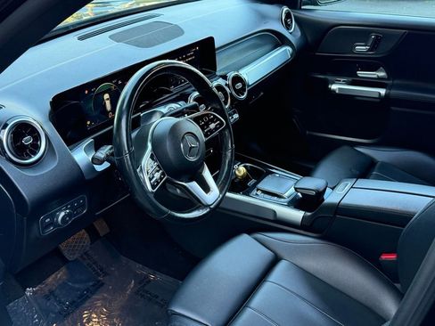 Used 2023 Mercedes-Benz GLB 250 4MATIC image 22