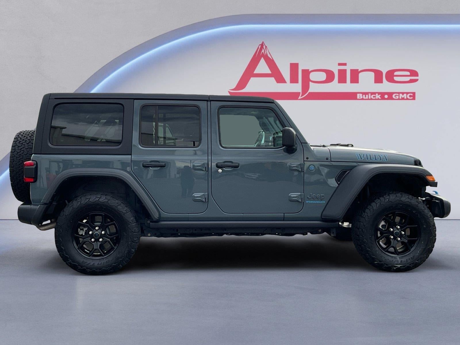 Used 2024 Jeep Wrangler Unlimited AWD/4WD image 6
