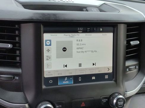 Used 2024 RAM 2500 Big Horn image 22