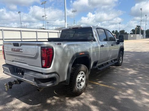 Used 2020 GMC Sierra 2500 4x4 Crew Cab w/ Gooseneck/5TH Wheel Package image 4