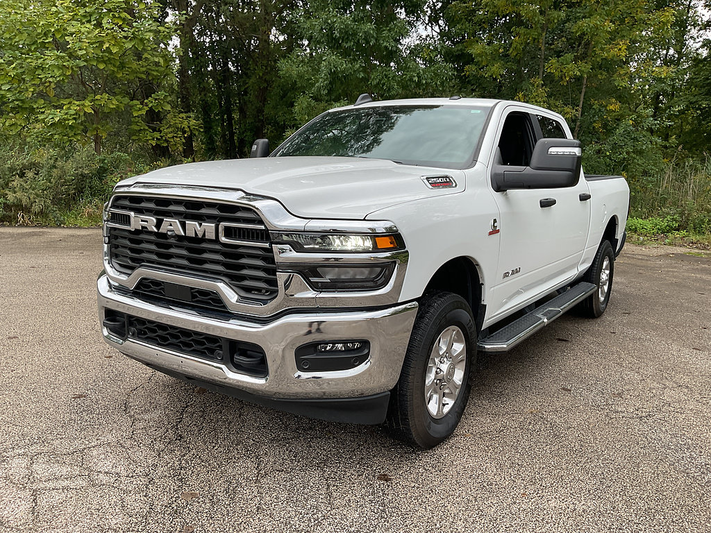 Used 2026 RAM 2500 Big Horn AWD/4WD image 3