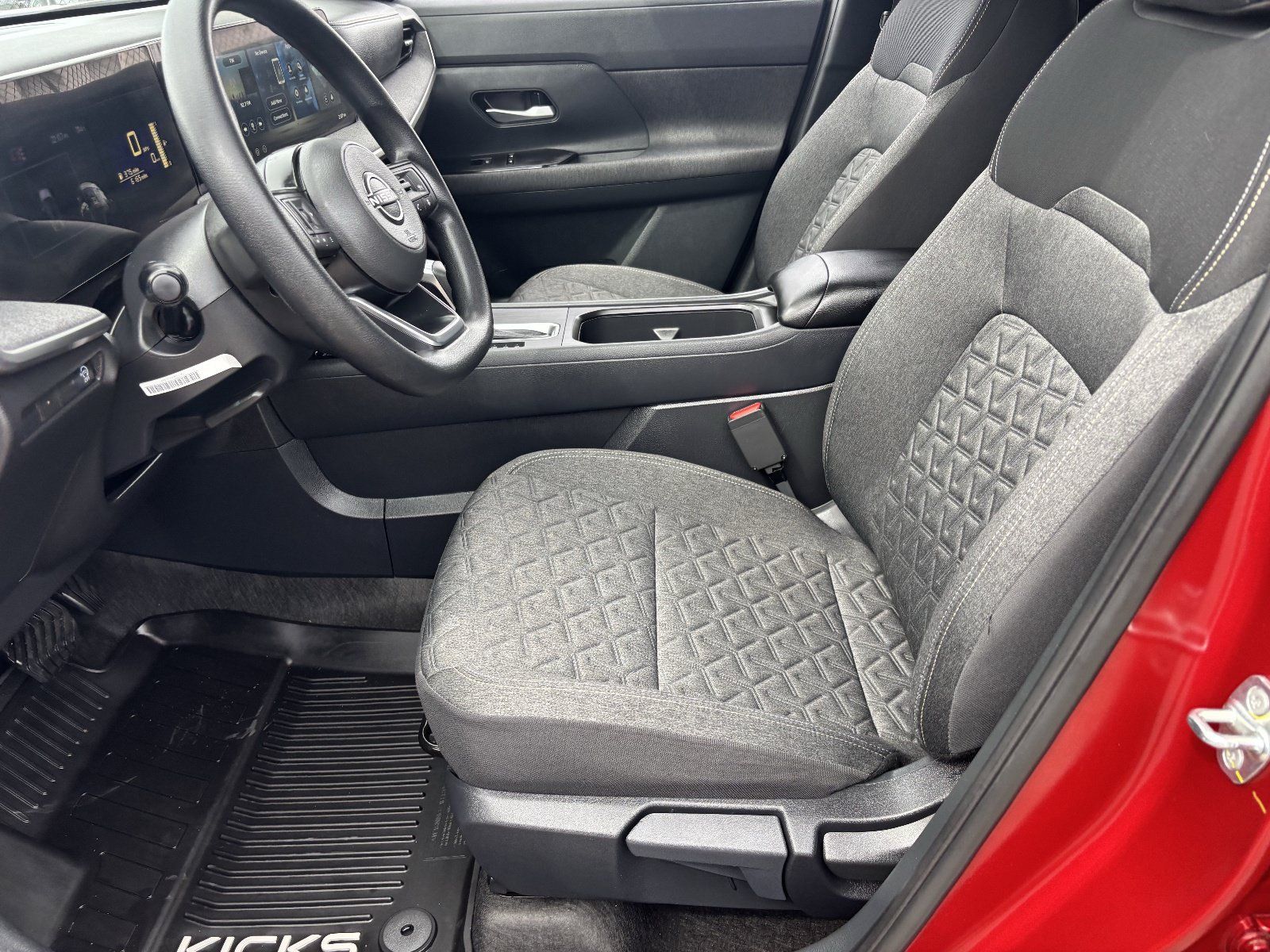 Used 2026 Nissan Kicks SV FWD image 20