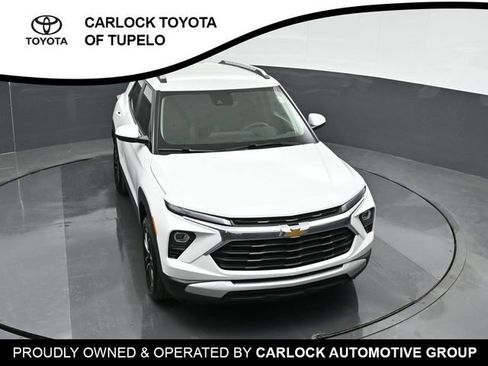 Used 2025 Chevrolet TrailBlazer LT AWD/4WD image 41