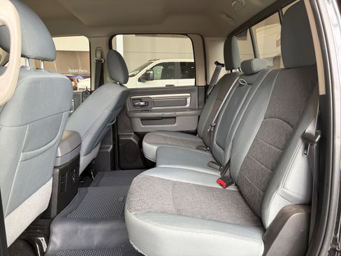 Used 2019 RAM 1500 Big Horn AWD/4WD image 20
