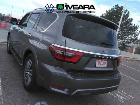 Used 2024 Nissan Armada SL w/ Captain's Chairs Package image 5