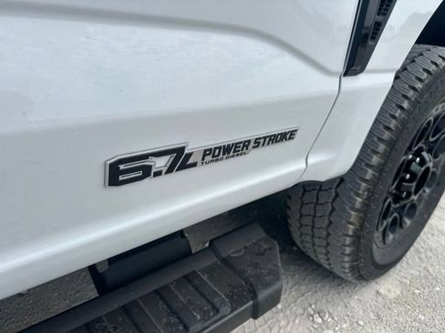 New 2026 Ford F350 Lariat w/ Black Appearance Package AWD/4WD image 10