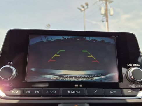 Used 2022 Nissan Altima 2.5 S FWD image 17