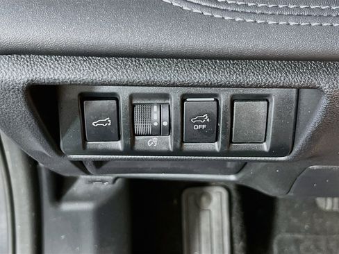 Used 2023 Subaru Outback Limited AWD/4WD image 10