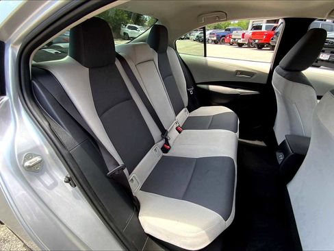 Used 2024 Toyota Corolla LE FWD image 19
