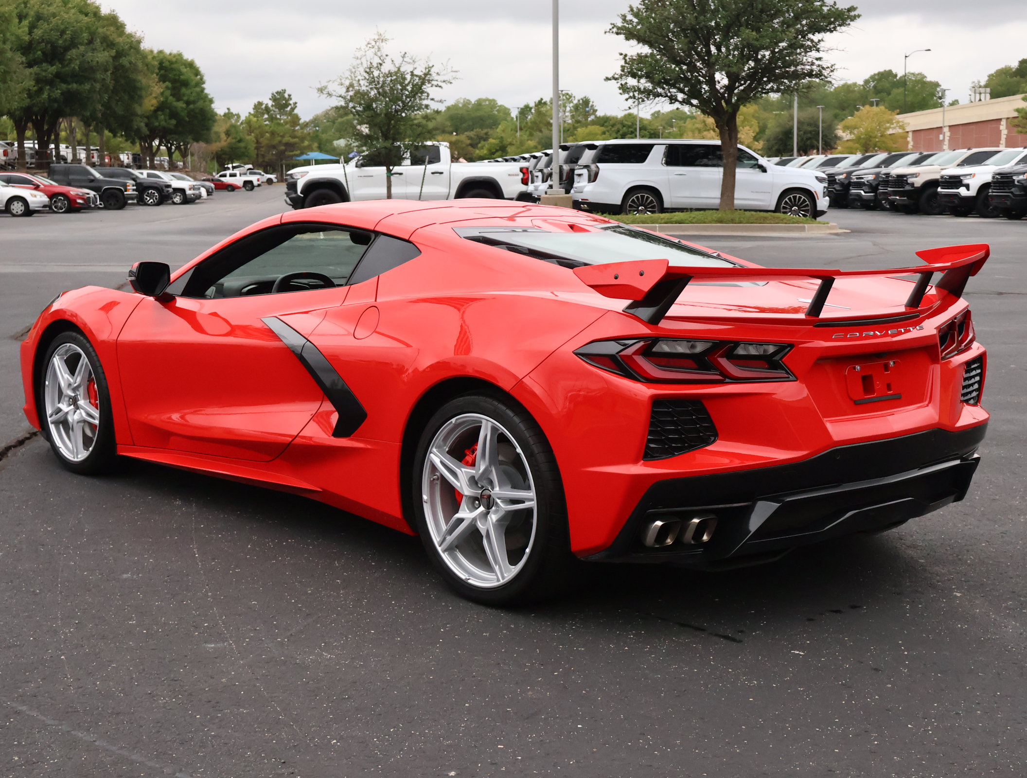 Used 2021 Chevrolet Corvette Stingray Premium Cpe w/ Engine Appearance Package RWD image 7