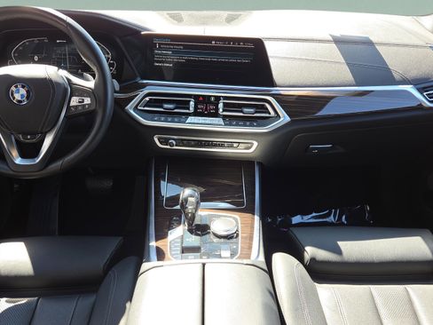Used 2022 BMW X5 xDrive45e image 14
