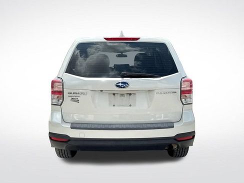 Used 2018 Subaru Forester 2.5i w/ Protection Package #1 AWD/4WD image 4