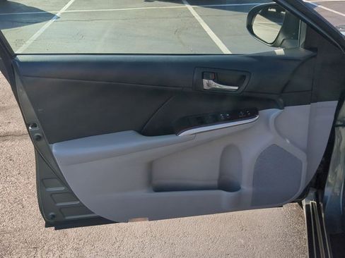 Used 2014 Toyota Camry XLE image 14